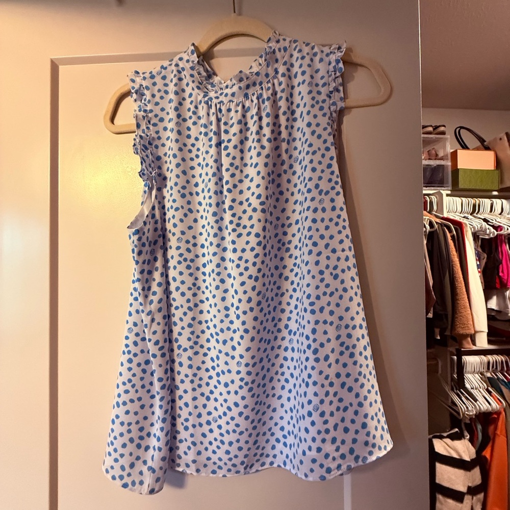 Lilly Pulitzer White and Blue Sleeveless Blouse